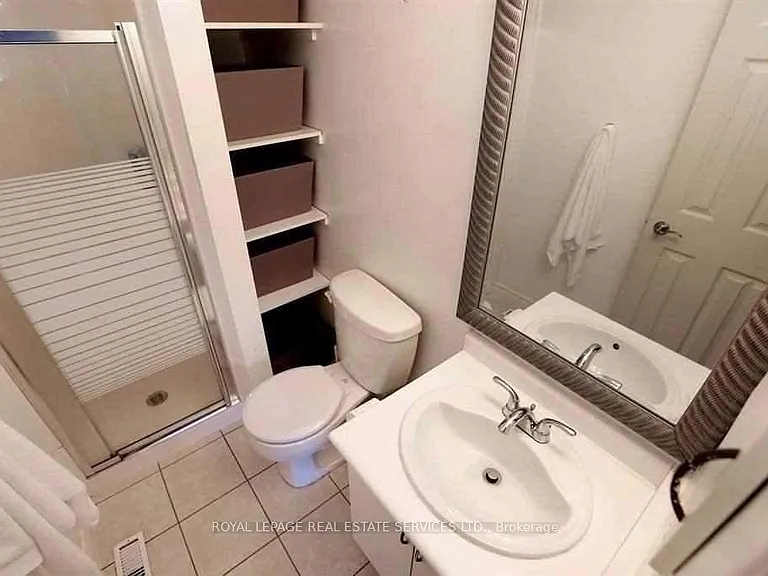 4111 Arbour Green Dr #7 — Photo 12