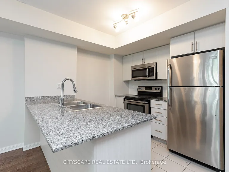 9 Foundry Ave #115 — Photo 5