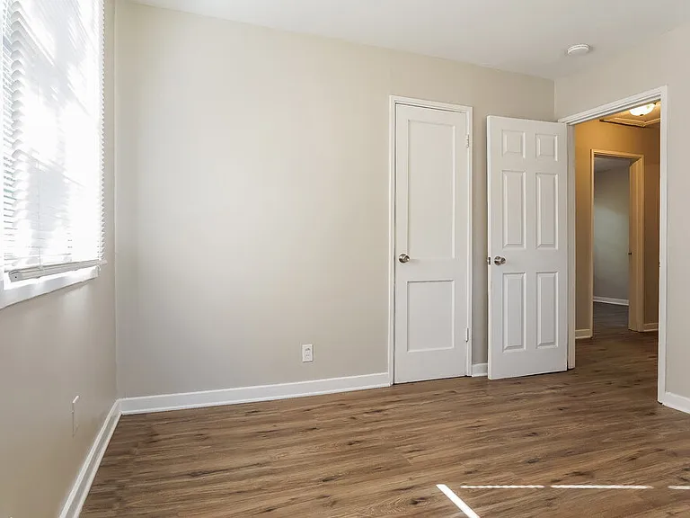 700 Robison Dr — Photo 13