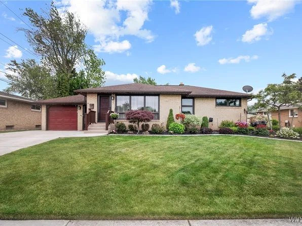 77 Angelacrest Ln, Buffalo, NY 14224