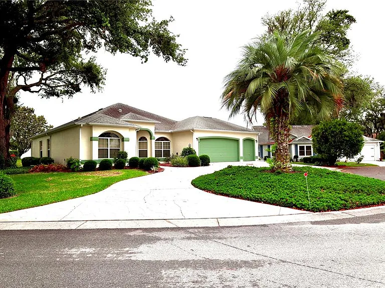 532 Carrera Dr — Photo 3