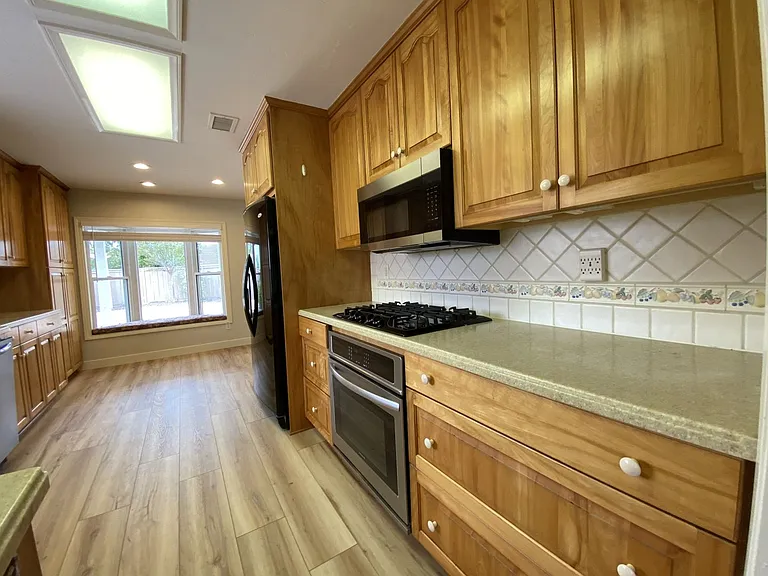 2620 El Aguila Ln — Photo 9