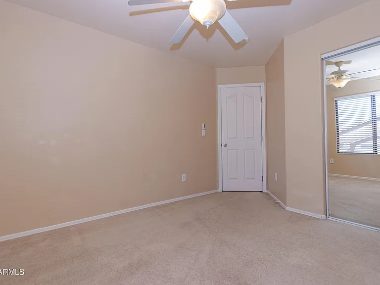 720 W Hancock Ave — Photo 31