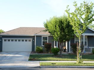 496 E Abbott Ave, Reedley, CA 93654