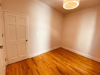 Rented by Metropolis Real Estate of Manhattan