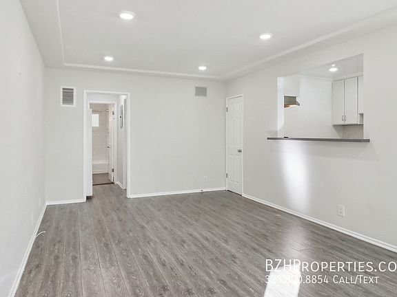 2nd image of 1541 1/2 N Fuller Ave #2