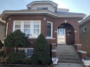 6213 W Eddy St, Chicago, IL 60634