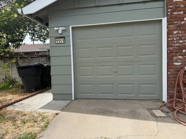 3152001/60, 1111 Clinton Rd, Sacramento, CA 95825