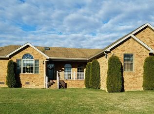 2737 Fairway Dr, Draper, VA 24324