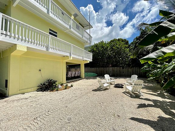 Spacious backyard