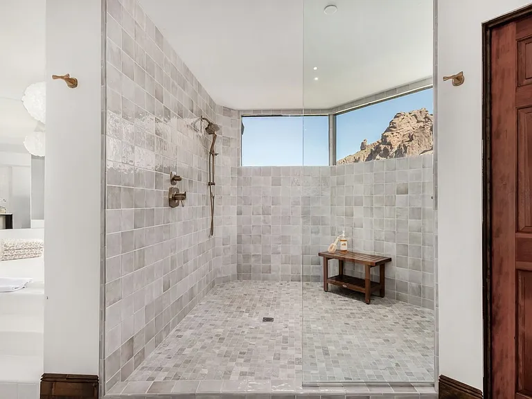 5655 N Camelback Canyon Dr — Photo 41