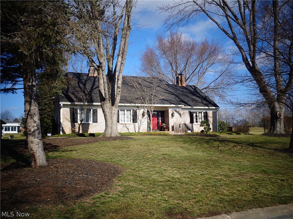 1st image of 1393 Waverly Dr NW