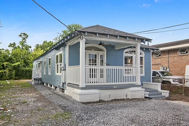 4922 Clara St — Photo 1