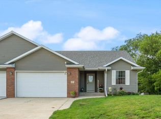 318 S Mildred St, Carson, IA 51525