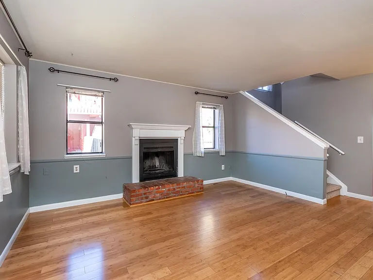 226 S Carr Ave — Photo 3