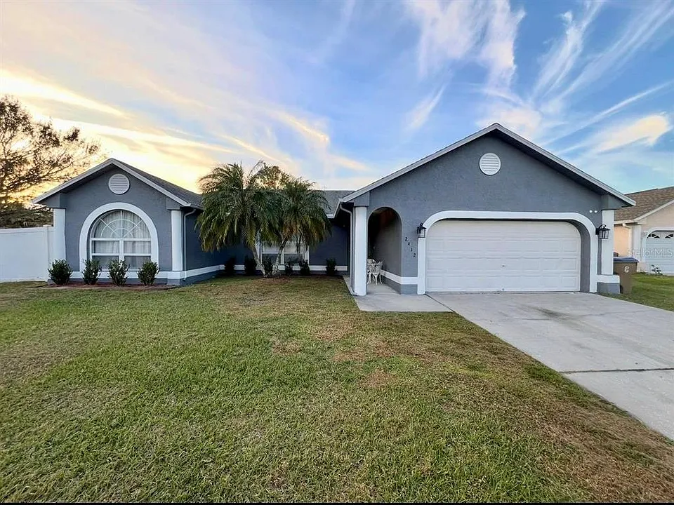 2412 Augusta Way