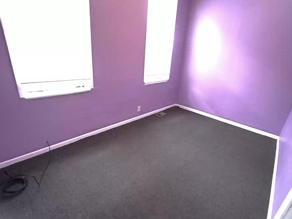 4th image of 3651 S Wood St #1