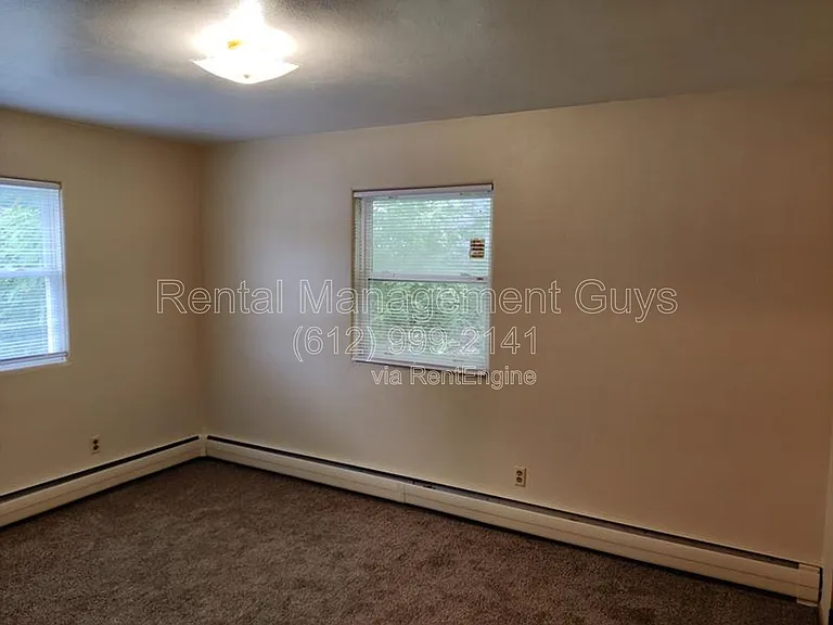 435 Front Ave #7 — Photo 7