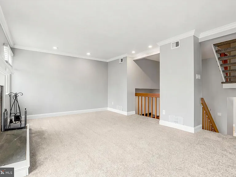 804 Bismark Way — Photo 16