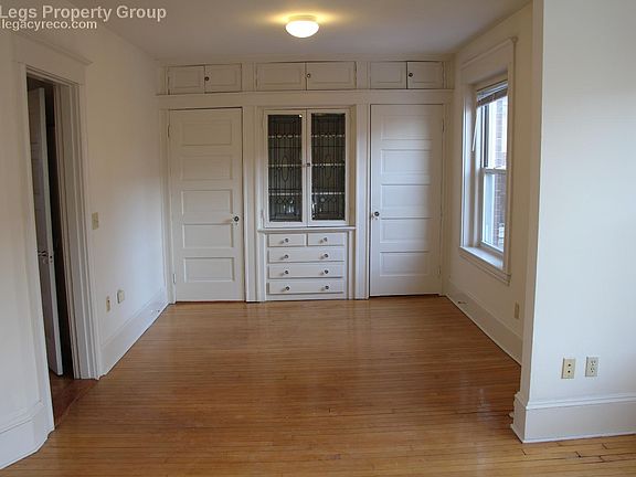3rd image of 103 Medway St APT 11
