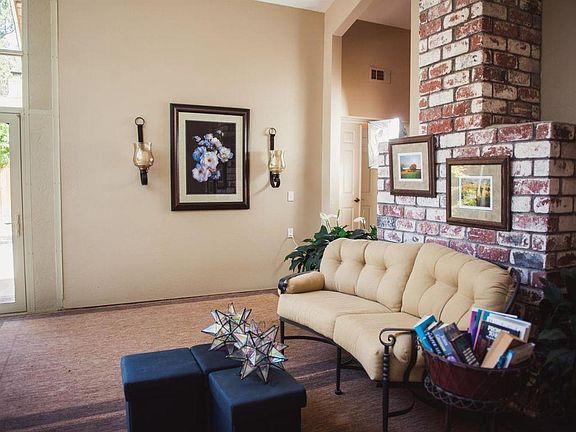 5th image of 6082 Garden Towne Way