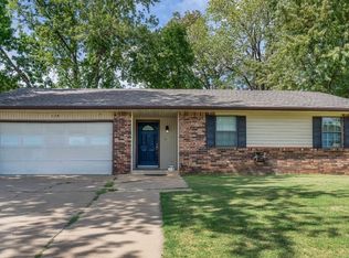 134 W Kent St, Broken Arrow, OK 74012