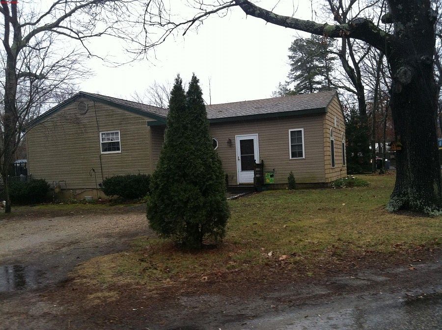 1st image of 100 E Colton Ln