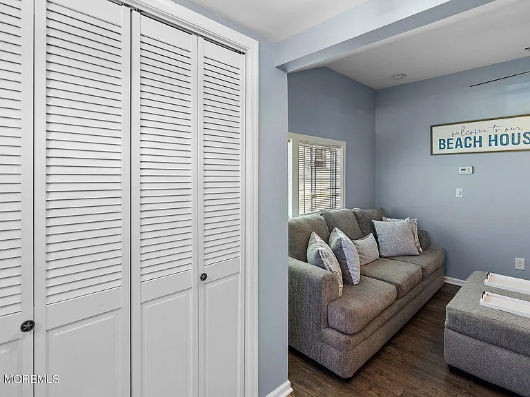 309 Hiering Ave #A — Photo 8