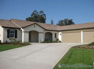 135 Brandenburg Ln, Fallbrook, CA 92028
