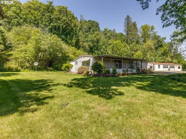 215 E Scott Ave, Woodland, WA 98674
