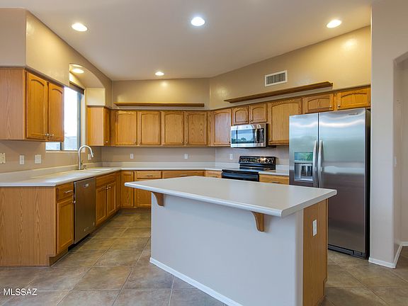 2nd image of 11834 N Potosi Point Dr