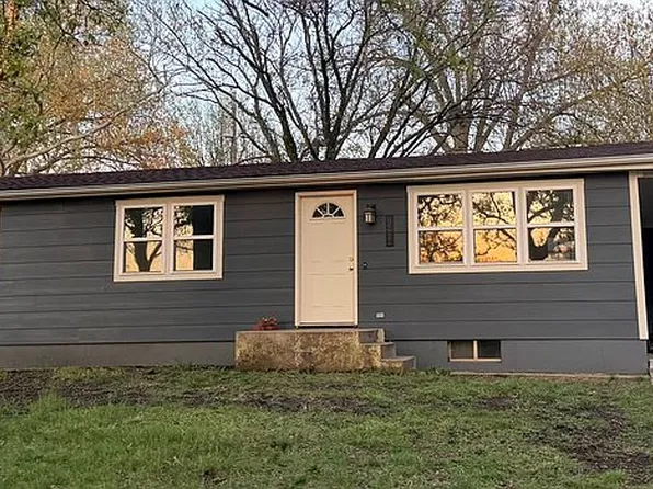 1414 Patrick St, Emporia, KS 66801