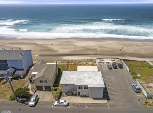 3303 SW Anchor Ave APT 1, Lincoln City, OR 97367