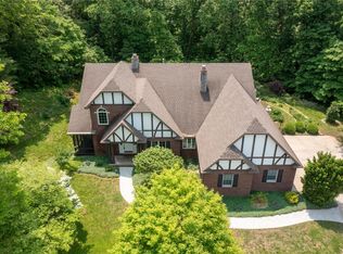 208 Barrington Ln, Glen Carbon, IL