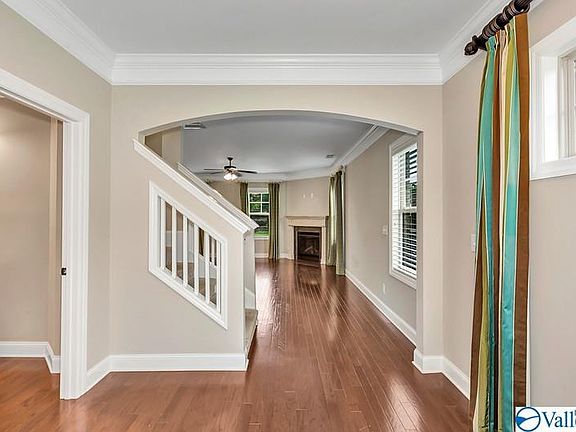 4th image of 2404 Bell Manor Dr SW