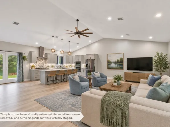 441 Townsend Harbor Rd, Lunenburg, MA 01462