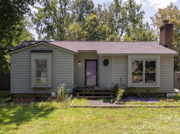 6718 Pueblo Ln, Charlotte, NC 28227