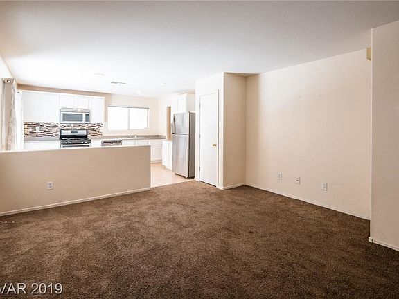 3rd image of 643 Fort Slocum Ave