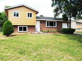 2904 Fremont Dr, Colorado Springs, CO 80910