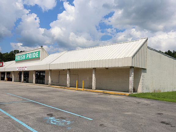 3rd image of 233 S County Dr Unit 1-F