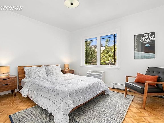 3rd image of 25 Meserole St APT 3R