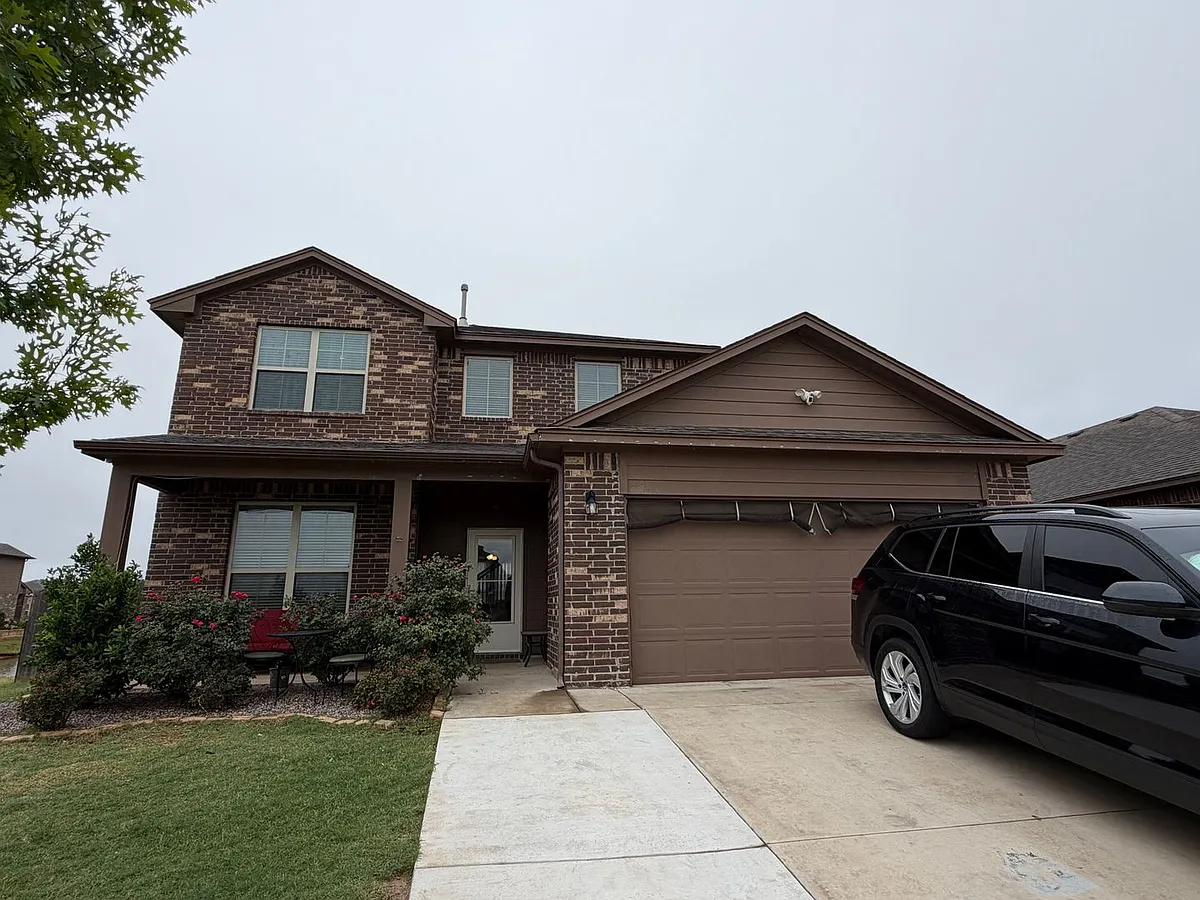 Building Photo - 2501 Caden Ct
