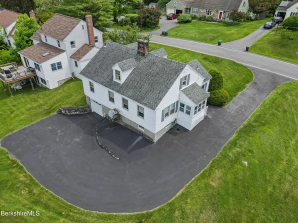 44 Jason St, Pittsfield, MA 01201