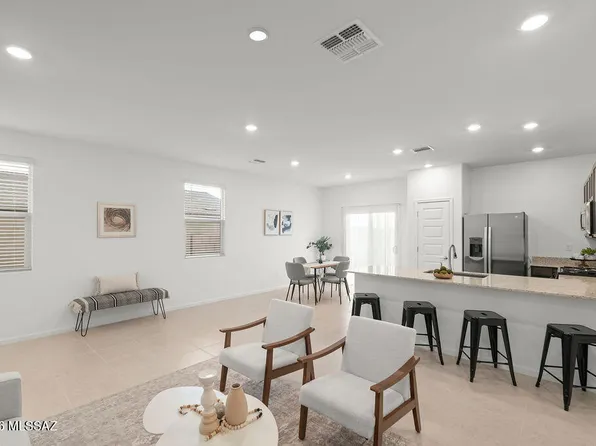 8713 E Creamy Cliffrose Trl, Vail, AZ 85641