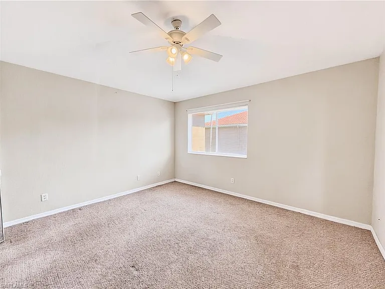 9706 Roundstone Cir — Photo 8
