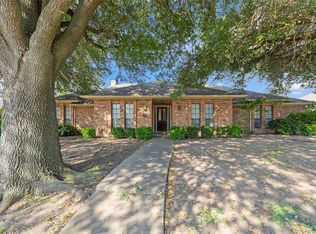 1445 Thunderbrook Dr, Desoto, TX 75115