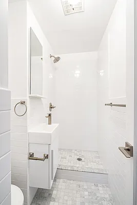 Rented by Compass | media 35