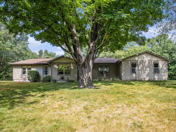 3477 N Peterson Rd, Ludington, MI 49431