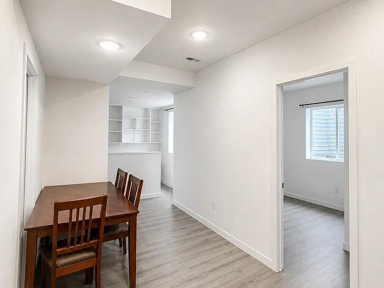 1005 S Elk Way — Photo 29