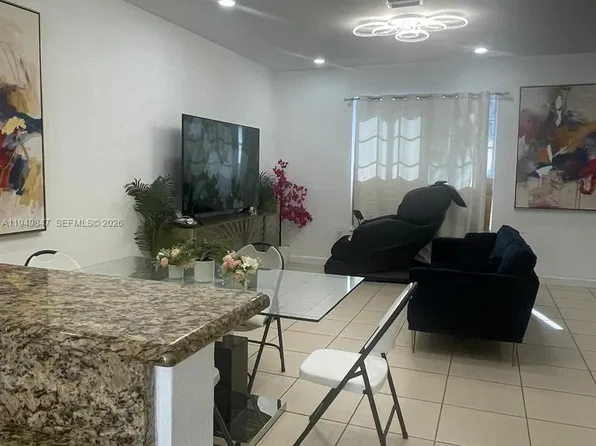 9421 SW 171st Pl, Miami, FL 33196